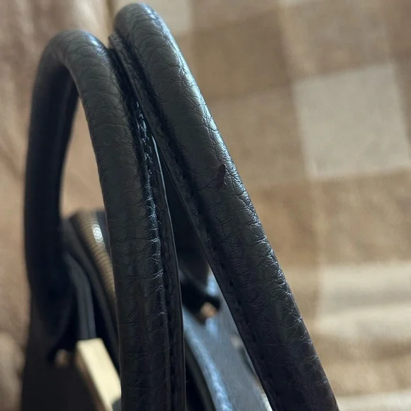 GUESS Structured Handbag – Black - Picture 5 of 12